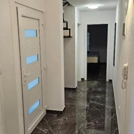 Spacious With Outdoor Swimming Pool In - Two Bedroom Trogir