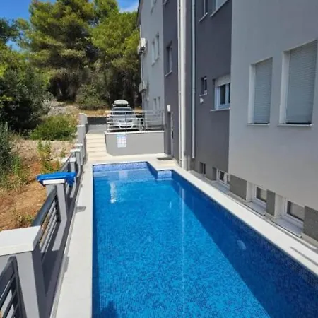 Spacious With Outdoor Swimming Pool In - Two Bedroom Apartment *
